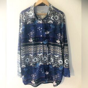 Pretty Little Thing Floral print boho button shirt!